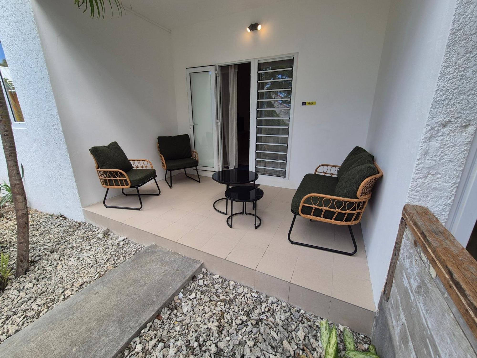 Colibri Bed & Breakfast *